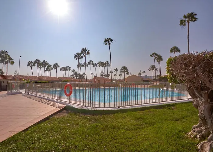 Bungalow Santa Fe Отель *