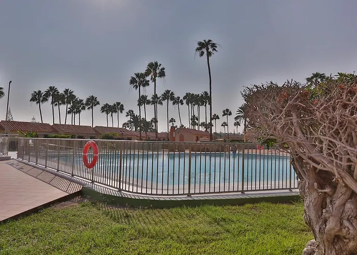 Отель Bungalow Santa Fe Маспаломас